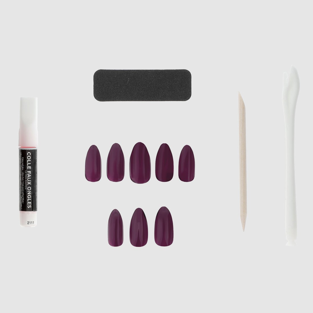 Faux ongles stiletto prune intense X24