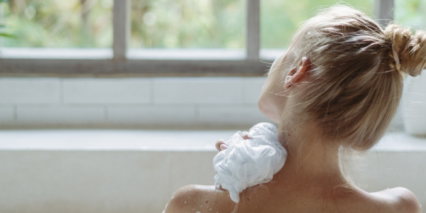 Accessoires de bain accessibles pour un moment cocooning