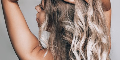 Comment camoufler ses cheveux blancs ?