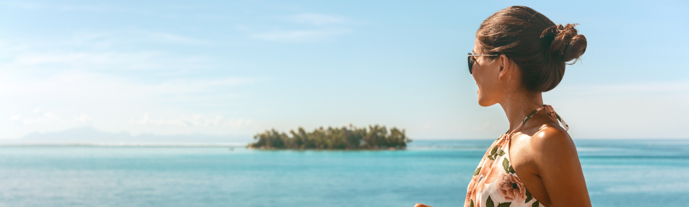 Comment préparer une trousse beauté pratique et pas chère pour voyager léger ?