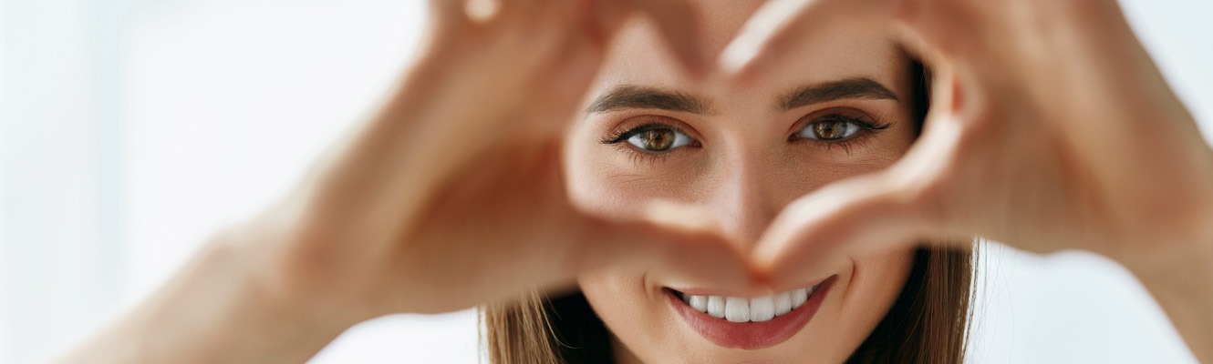 Quelle forme de sourcils selon votre forme de visage ?